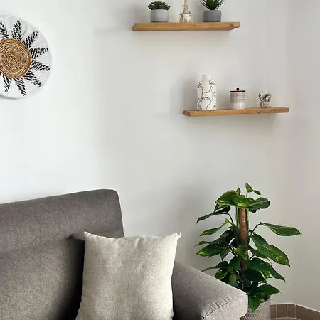 아파트 Joan Miro *