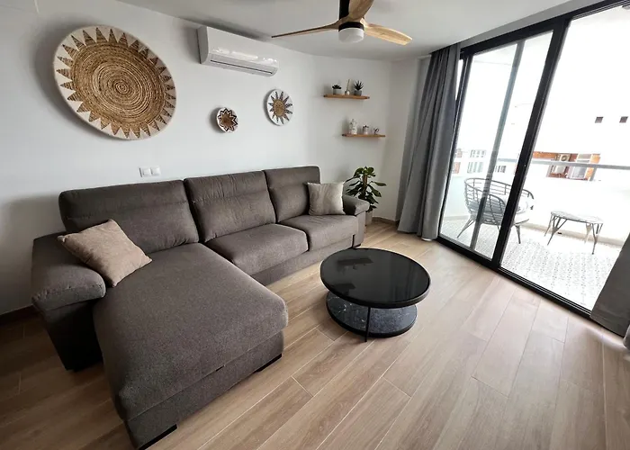 Joan Miro Apartment *