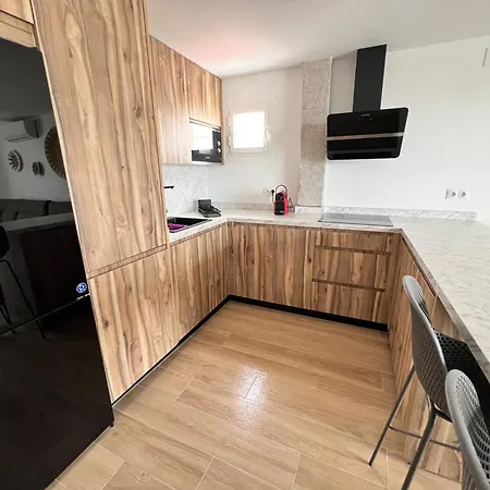 Апартаменты Joan Miro *